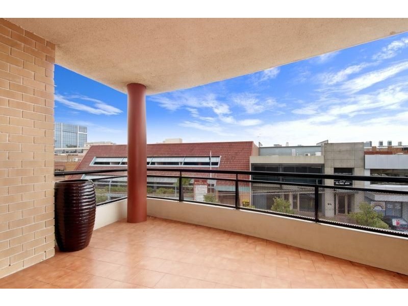 5/69 Bathurst Street, Liverpool NSW 2170