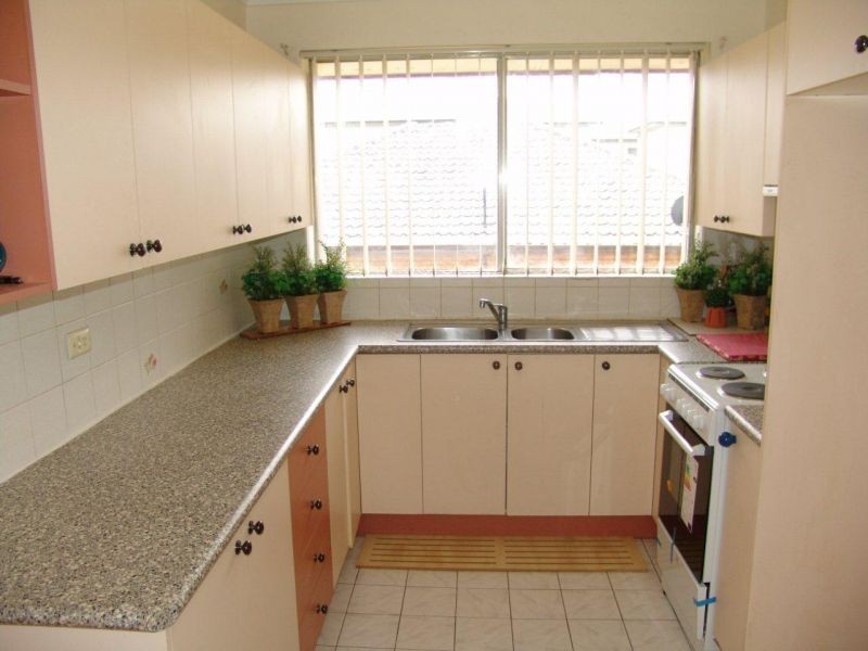 10/12 Market St, Moorebank NSW 2170