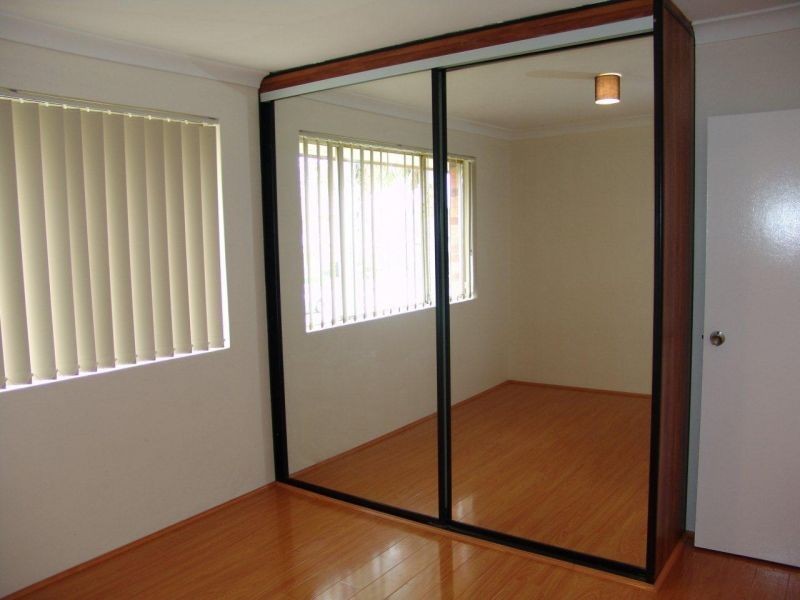 10/12 Market St, Moorebank NSW 2170