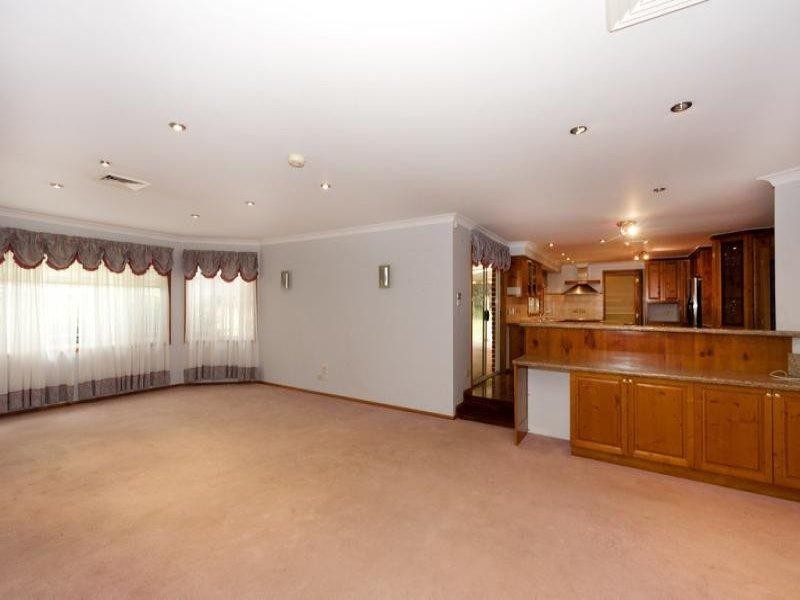 25 Cubitt Dr, Denham Court NSW 2565