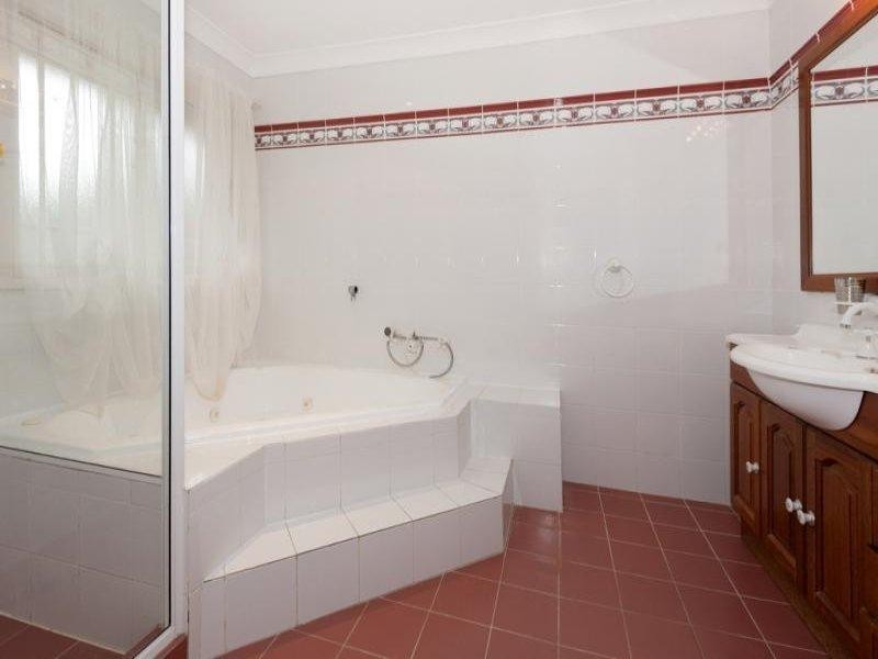 25 Cubitt Dr, Denham Court NSW 2565