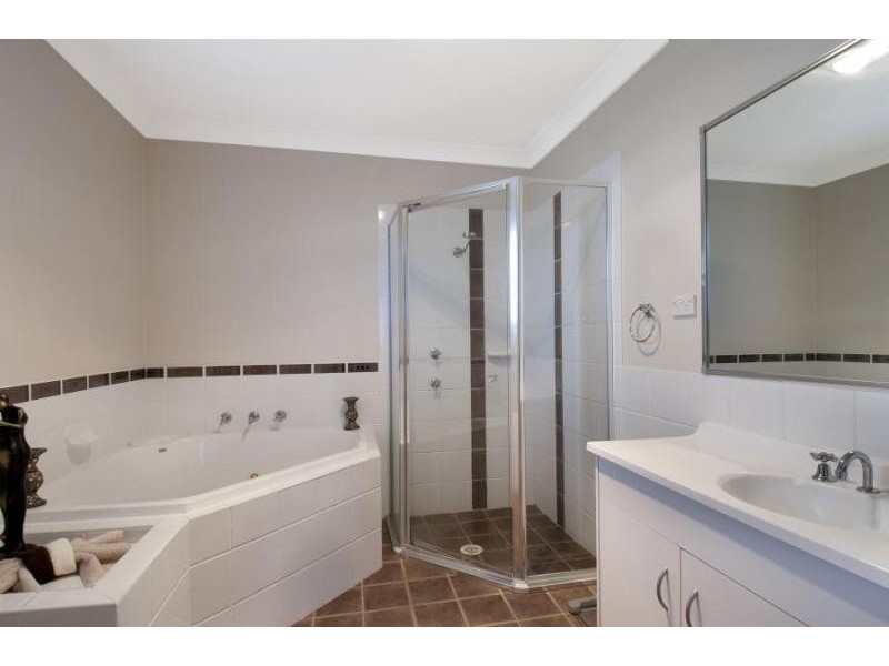54 Governors Way, Macquarie Links NSW 2565