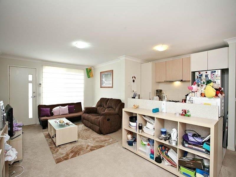 1/15 Morningside Pde, Holsworthy NSW 2173