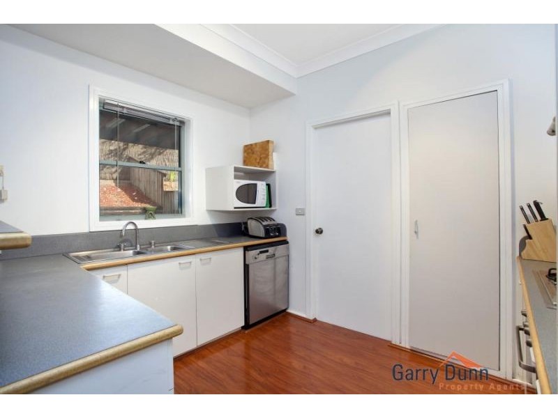 2/20 Continua Crt, Wattle Grove NSW 2173