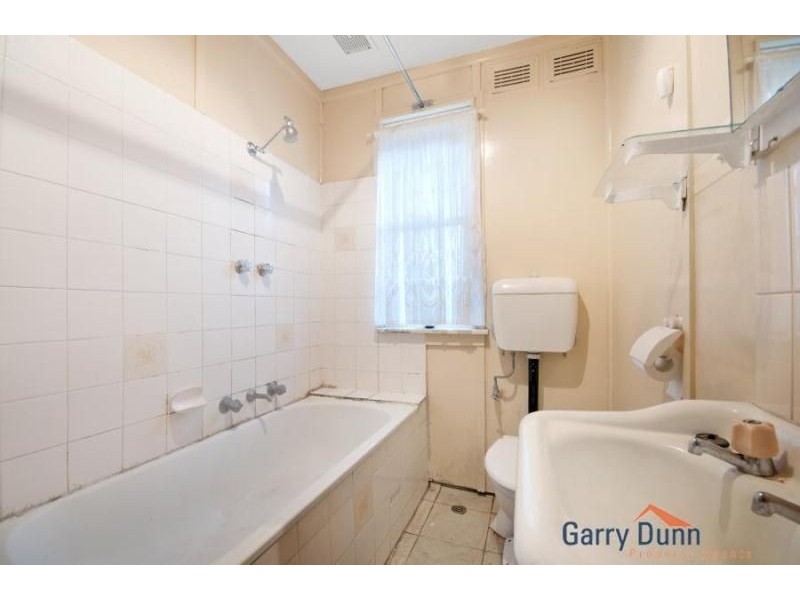 95 Derna Road, Holsworthy NSW 2173