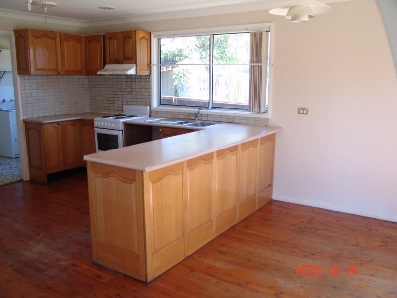 4 Salford Street, Ingleburn NSW 2565