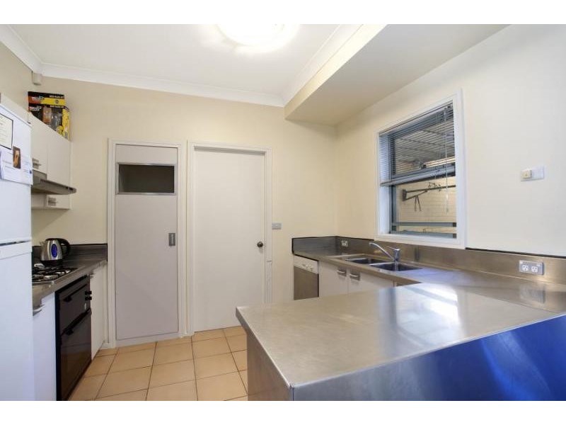 13/20 Continua Crt, Wattle Grove NSW 2173