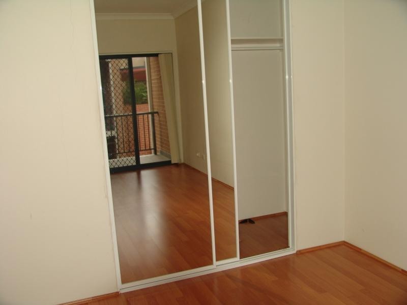 10/49 Bathurst Street, Liverpool NSW 2170