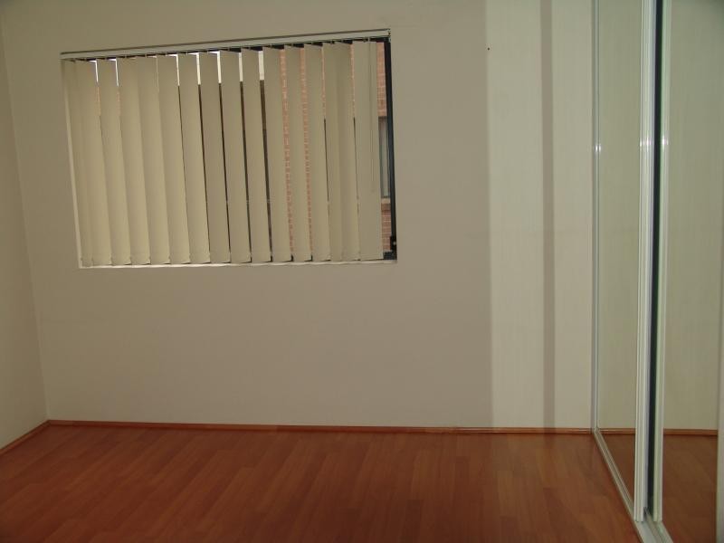 10/49 Bathurst Street, Liverpool NSW 2170