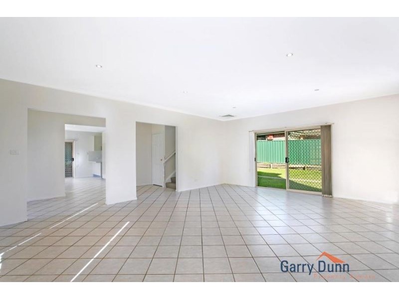 4 Mackellar Street, Casula NSW 2170