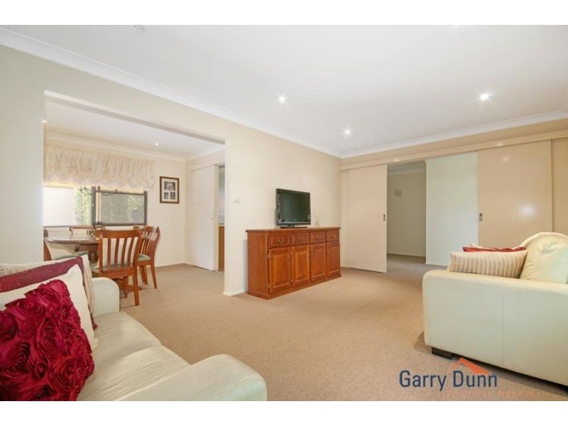 5 Artillery Cres, Holsworthy NSW 2173