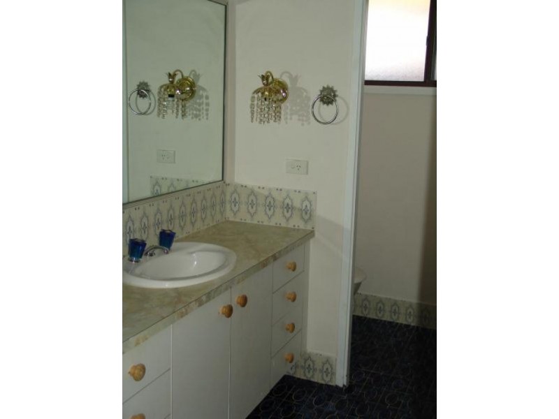 16 Norman Avenue, Hammondville NSW 2170