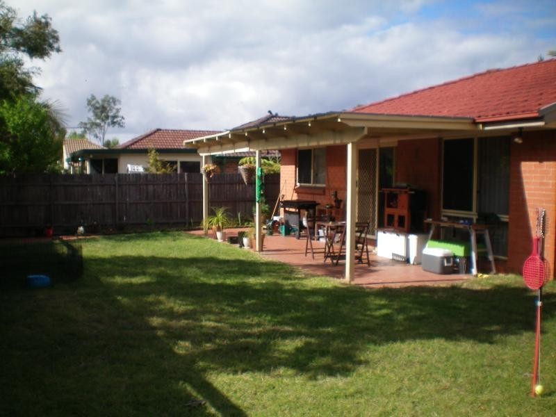 21 Trineura Court, Wattle Grove NSW 2173