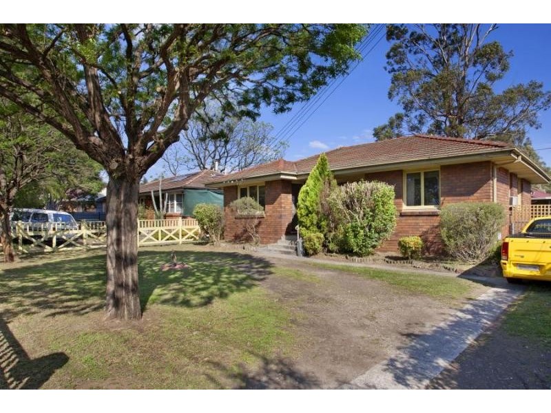 17 Huon Cres, Holsworthy NSW 2173