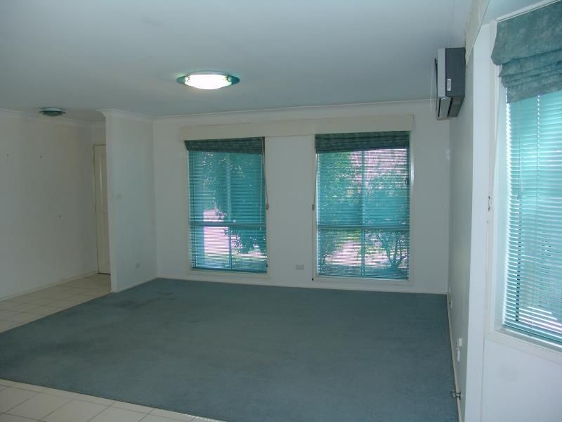 2 Wimbeldon Court, Wattle Grove NSW 2173