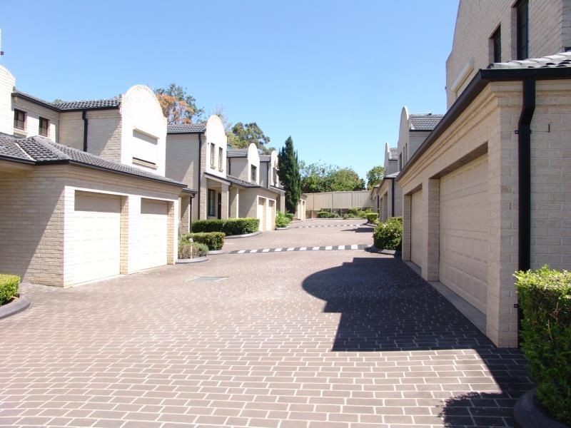 12/46 Wattle Road, Casula NSW 2170