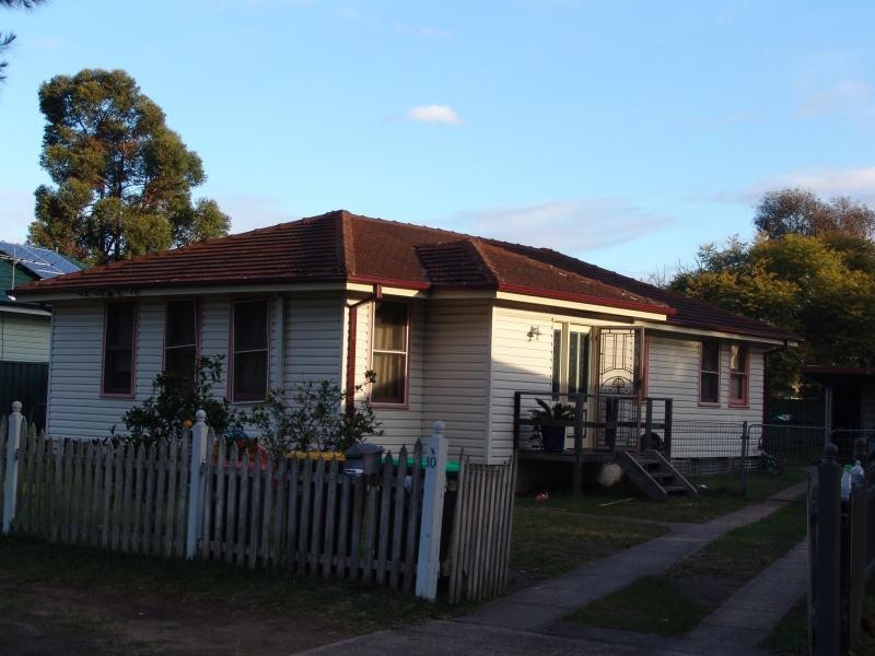 10 Labuan Road, Holsworthy NSW 2173