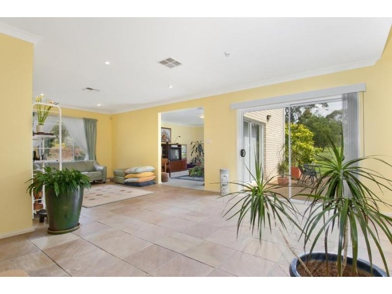 125 Huntingdale Dr, Denham Court NSW 2565