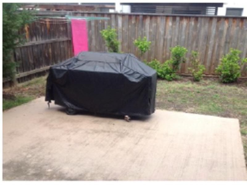 33 Parkwood Drive, Holsworthy NSW 2173