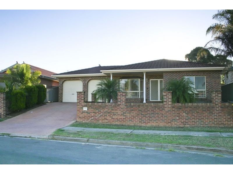 3 Pacific Palm Circuit, Hoxton Park NSW 2171