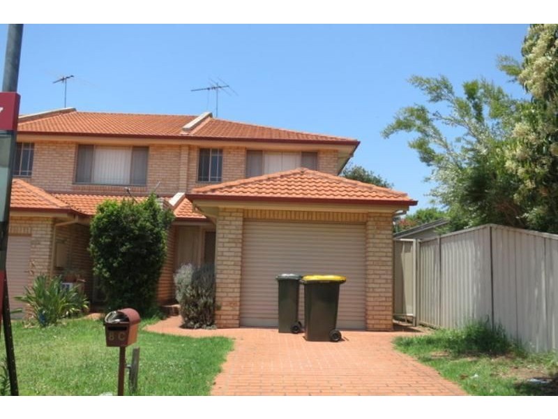8C Aubrey Street, Ingleburn NSW 2565