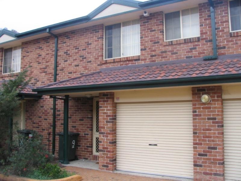 9/142 Heathcote Road, Moorebank NSW 2170