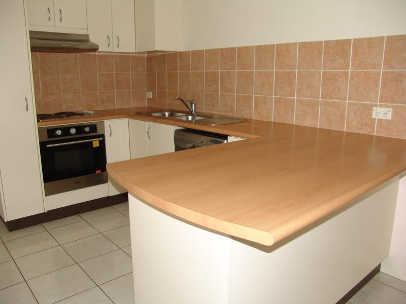 9/142 Heathcote Road, Moorebank NSW 2170