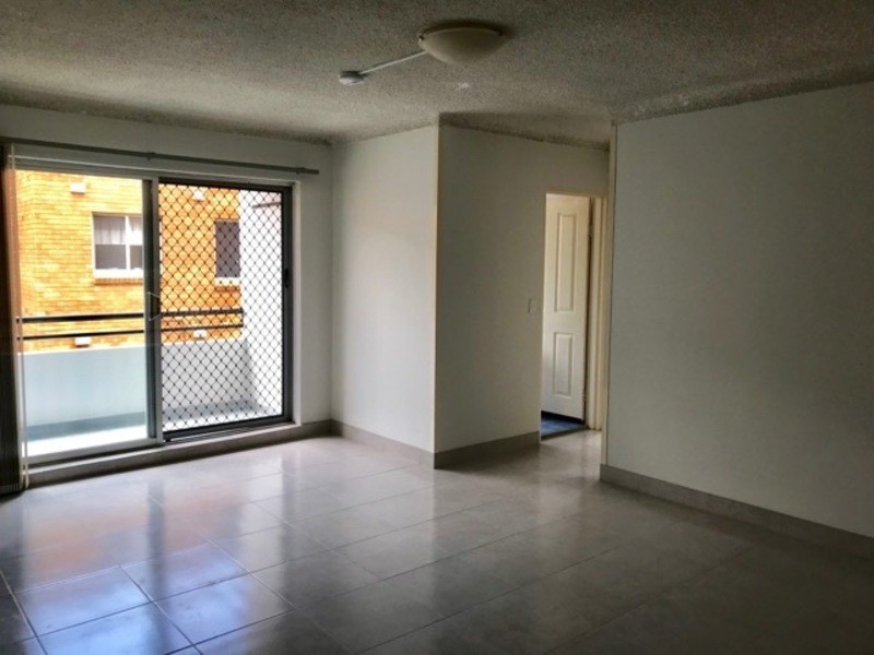 5/10 Drummond Street, Warwick Farm NSW 2170