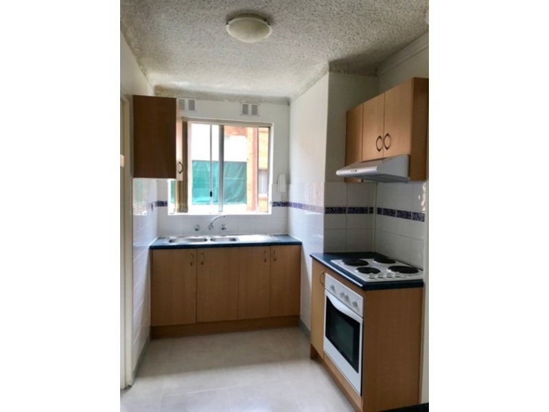 5/10 Drummond Street, Warwick Farm NSW 2170