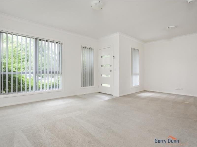 139 Robey Avenue, Middleton Grange NSW 2171