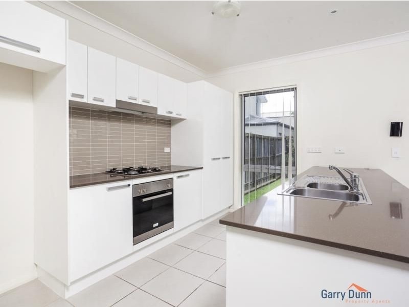 139 Robey Avenue, Middleton Grange NSW 2171