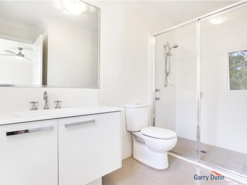 139 Robey Avenue, Middleton Grange NSW 2171
