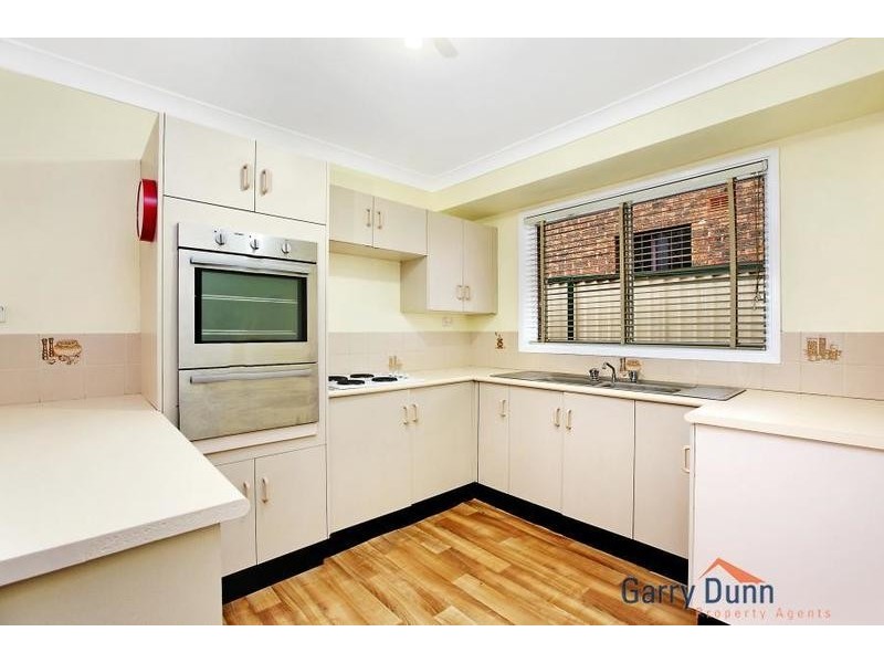 19 Gove Ave, Green Valley NSW 2168