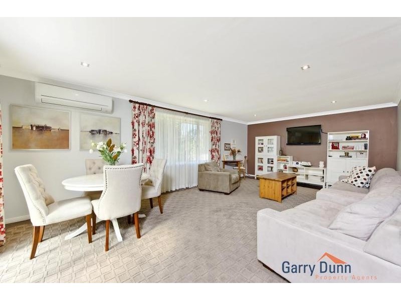 31 Kendall Drive, Casula NSW 2170