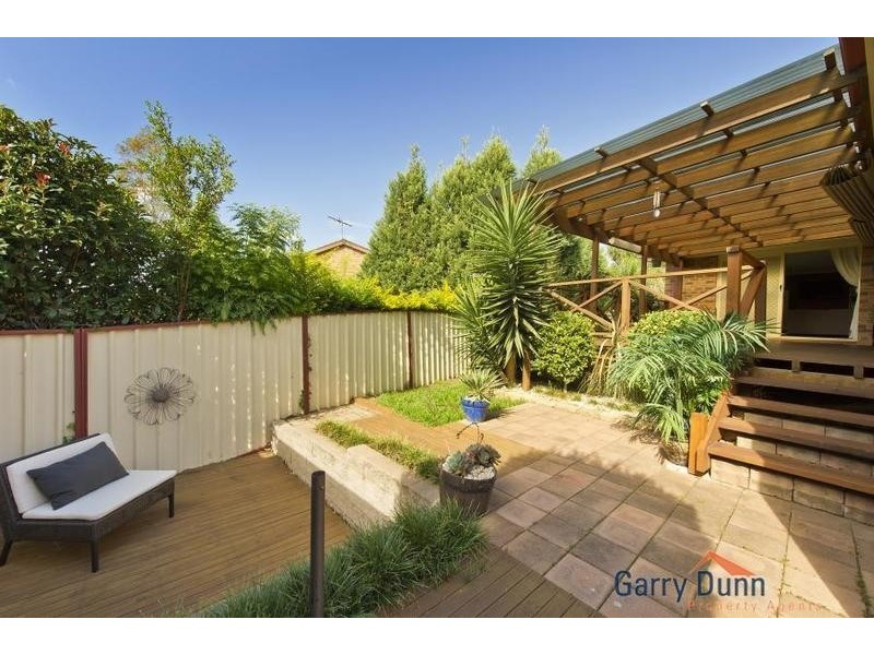 31 Kendall Drive, Casula NSW 2170
