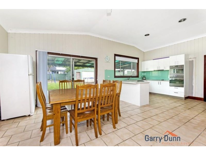 41 Stewart Ave, Hammondville NSW 2170