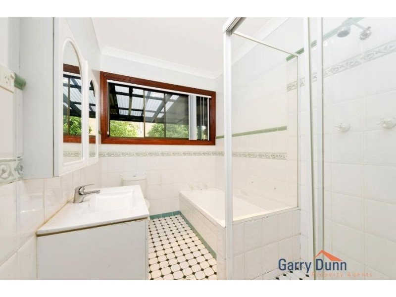 41 Stewart Ave, Hammondville NSW 2170