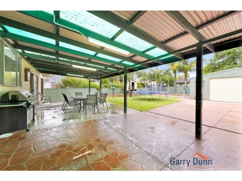 41 Stewart Ave, Hammondville NSW 2170