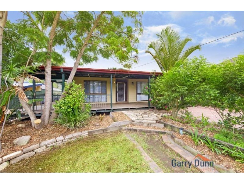 41 Stewart Ave, Hammondville NSW 2170