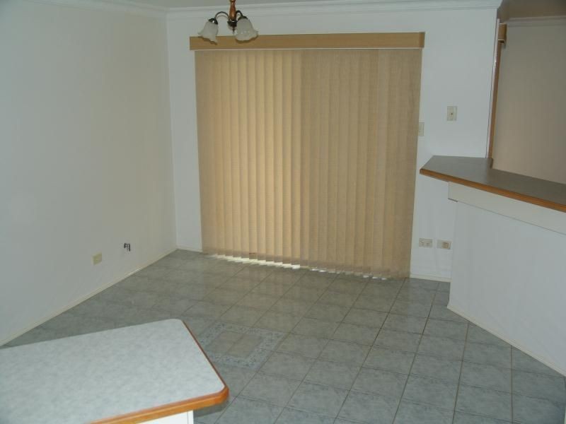 16 Warrego Court, Wattle Grove NSW 2173