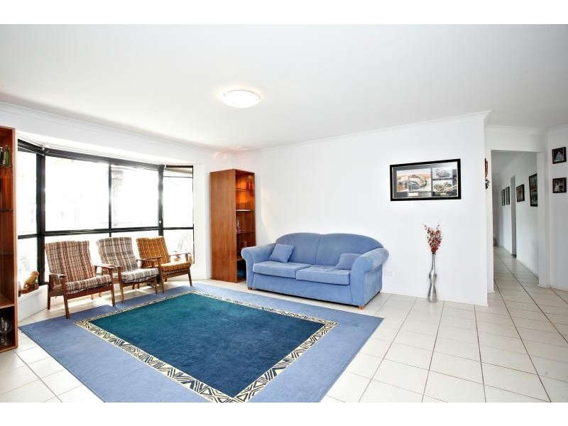 96 Bardia Parade, Holsworthy NSW 2173