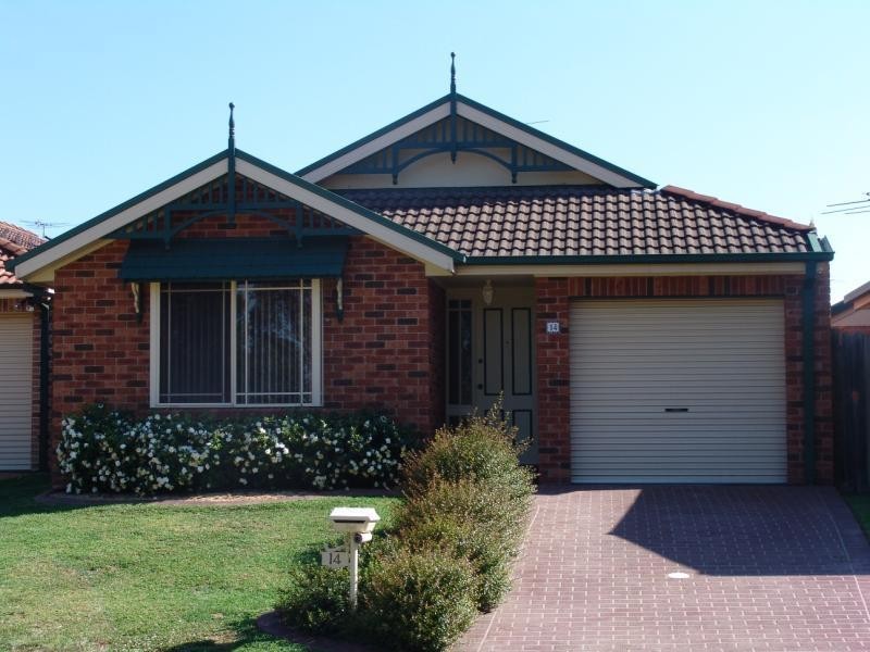 14 Esher Mews, Wattle Grove NSW 2173