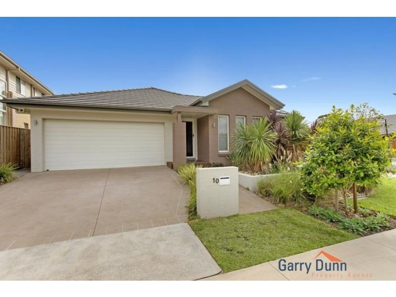10 The Parkway, Moorebank NSW 2170