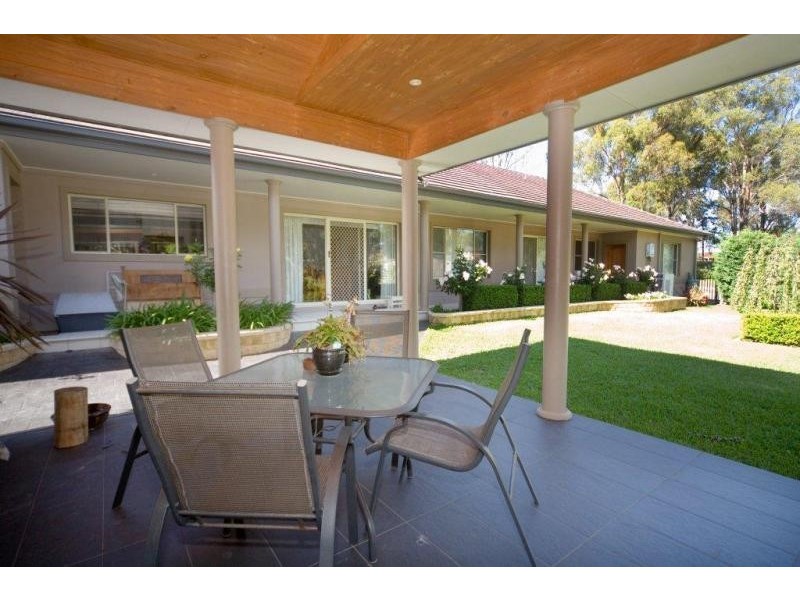 115 Denham Court Rd, Denham Court NSW 2565