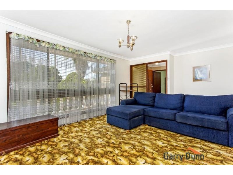 6 O’Connell Close, Lurnea NSW 2170