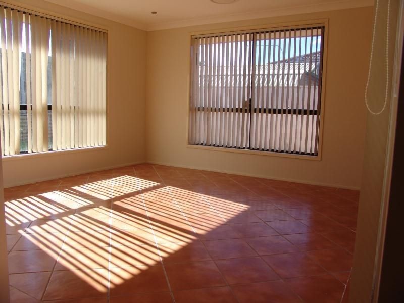 18 Michelago Circuit, Prestons NSW 2170