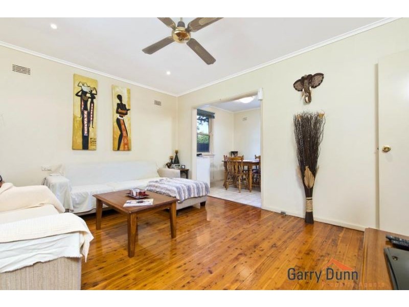 10 Wewak Rd, Holsworthy NSW 2173