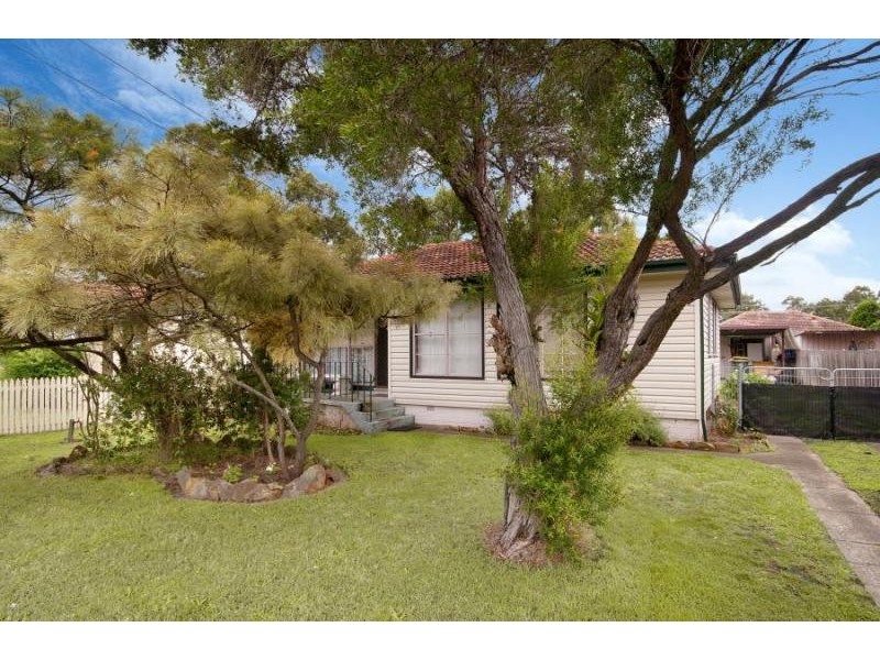 34 Mubo Cres, Holsworthy NSW 2173