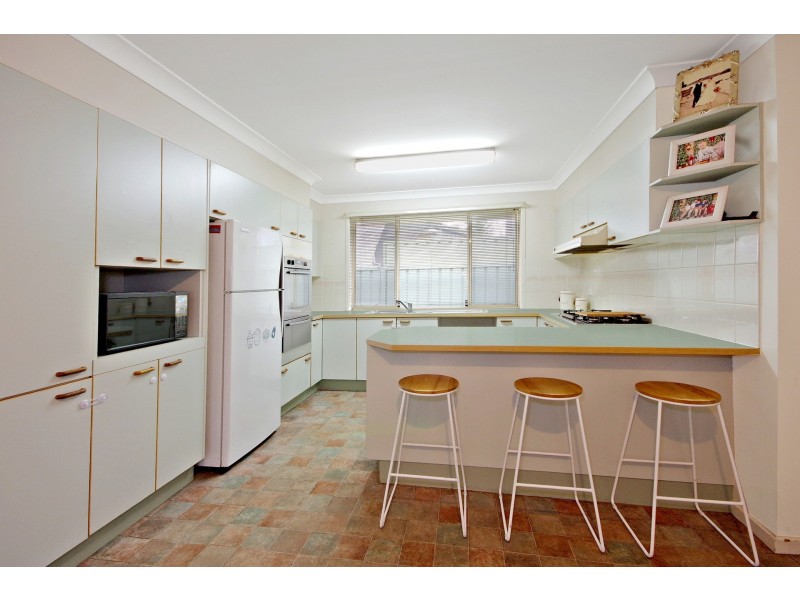 13 Tivoli Court, Wattle Grove NSW 2173