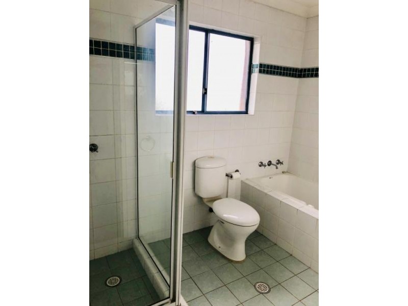 4/190 Newbridge Road, Moorebank NSW 2170